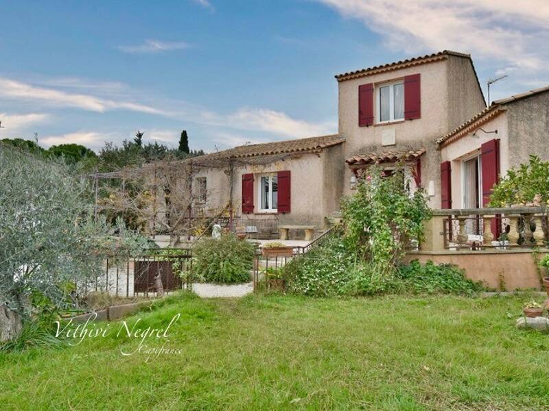 Maison à vendre, 125m², MOURIES