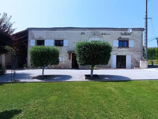 Maison à vendre 320 000 € 10 pièces 7 chambres 238 m² 2 365 m² de terrain Le breuil - Mazicou - Les Fontanelles Albi 81000