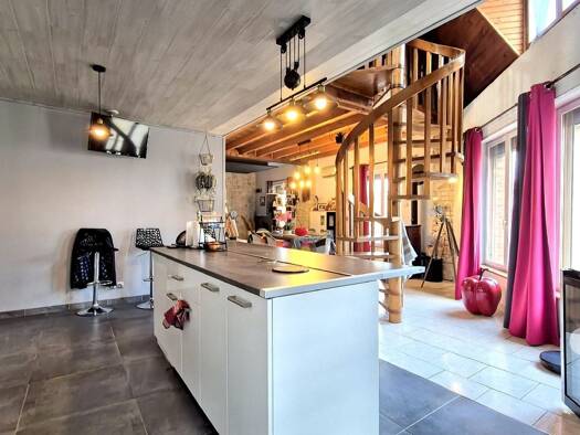 Immeuble à vendre 279 000 € 290,74 m² Damery 51480