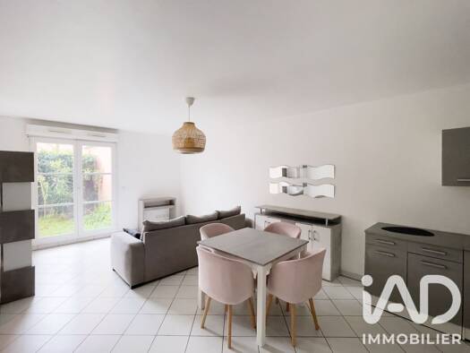 Appartement à vendre 205 000 € 1 pièce 37 m² RDC/4 Hôtel de Ville Créteil 94000