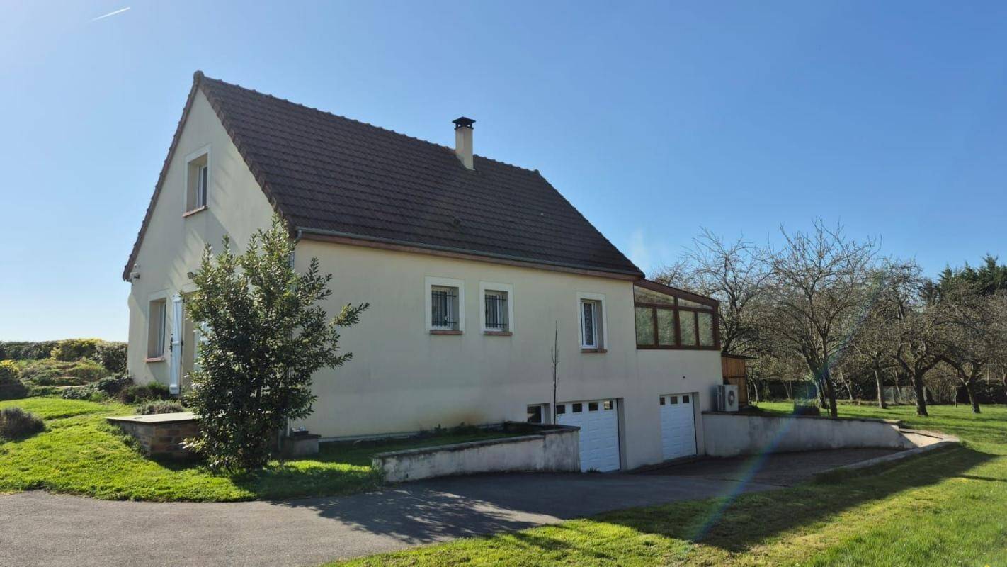 Maison à vendre, 142m², SAINT JEAN LES DEUX JUMEAUX