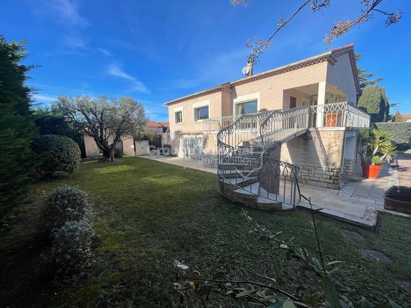 Maison à vendre, 255m², CHATEAUNEUF LES MARTIGUES