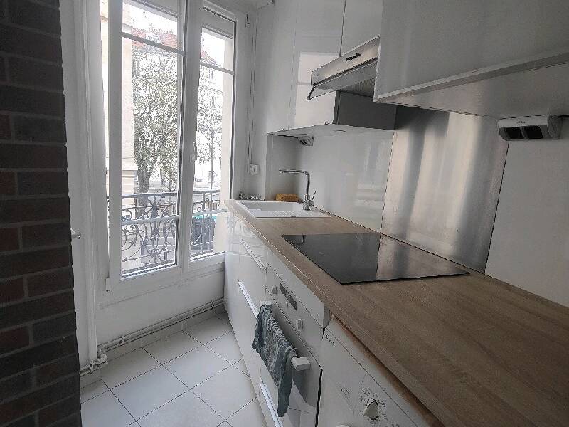 Maison à louer, 40m², PARIS 18E