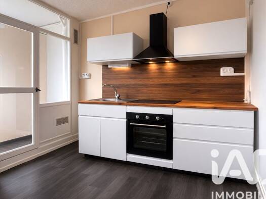 Appartement à vendre 168 000 € 3 pièces 2 chambres 64 m² 10ème étage Palmer Cenon 33150