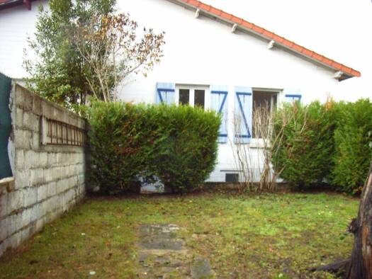 Maison à louer 1 350 € 3 pièces 2 chambres 47,6 m² 150 m² de terrain Grandchamp Le Pecq 78230