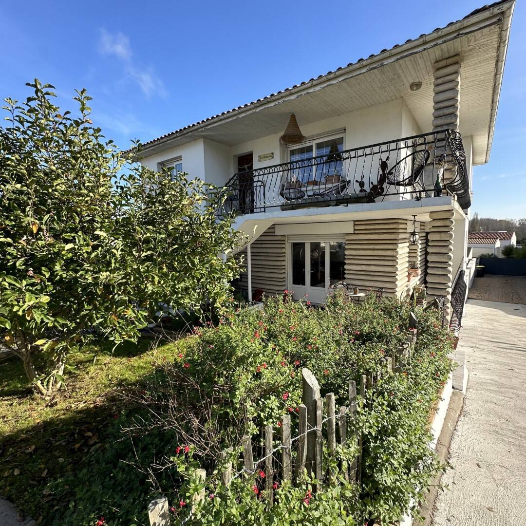 Maison à vendre, 220m², VAUX SUR MER