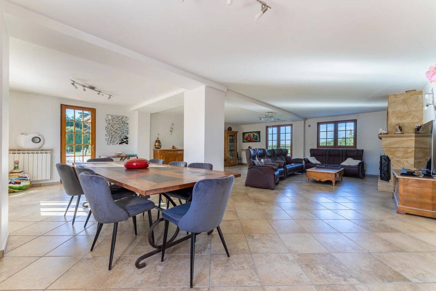 Maison à vendre, 0m², LA CHAPELLE DE LA TOUR
