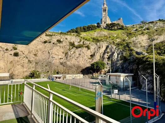 Appartement à vendre 264 000 € 3 pièces 2 chambres 54 m² Étage 3/13 Saint Victor Marseille 7ème arrondissement 13007