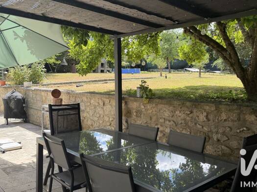 Maison à vendre 325 000 € 8 pièces 6 chambres 160 m² 1 289 m² de terrain Valence-en-Brie 77830