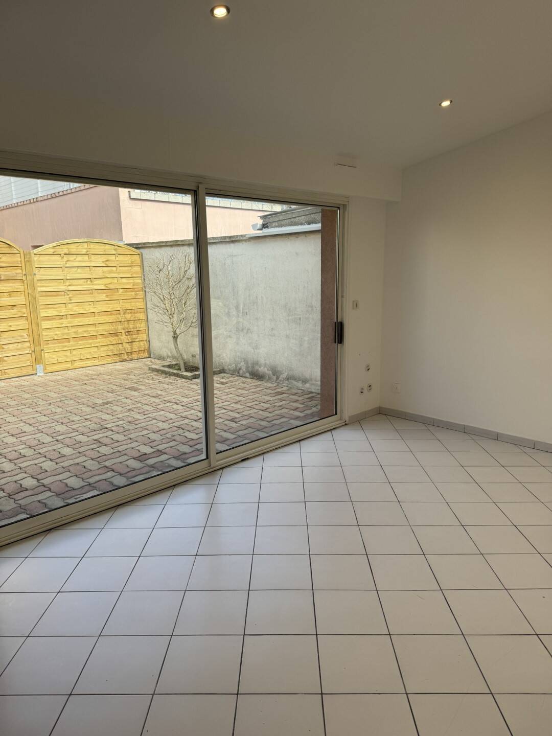Maison à louer, 23m², CRETEIL