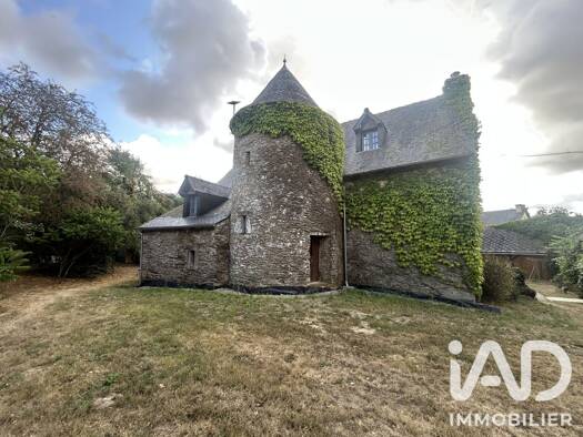 Maison à vendre 495 000 € 8 pièces 5 chambres 176 m² 6 000 m² de terrain Corlay 22320