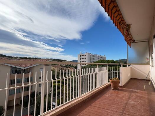 Appartement à vendre 380 000 € 3 pièces 2 chambres 78,69 m² Étage 5/5 Mirandoles Le Cannet 06110