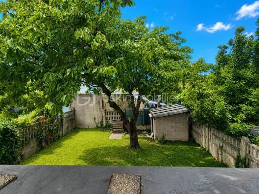 Maison à vendre 330 000 € 4 pièces 3 chambres 83 m² 200 m² de terrain Quatres Cités-Simonettes-ZI Champigny-sur-Marne 94500