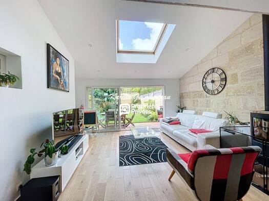 Maison à vendre 551 990 € 6 pièces 5 chambres 150 m² 155 m² de terrain La Gare Libourne 33500