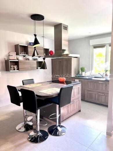 Maison de plain-pied à vendre 337 000 € 5 pièces 3 chambres 101 m² 591 m² de terrain Peltre 57245