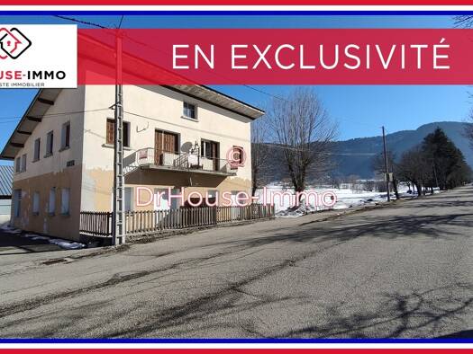 Maison à vendre 495 000 € 14 pièces 8 chambres 330 m² 561 m² de terrain Autrans 38880