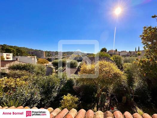 Villa à vendre 525 000 € 6 pièces 4 chambres 148,44 m² 530 m² de terrain La Bocca Nord Cannes 06150