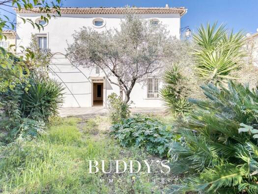 Ferme à vendre 549 000 € 5 pièces 3 chambres 184 m² Clos des Plages-Peymian La Ciotat 13600
