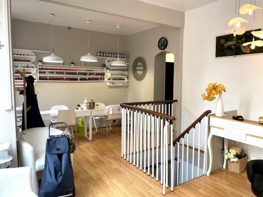 Boutique à vendre 371 000 € 1 pièce 50 m² de surface de vente Trezel Levallois-Perret 92300