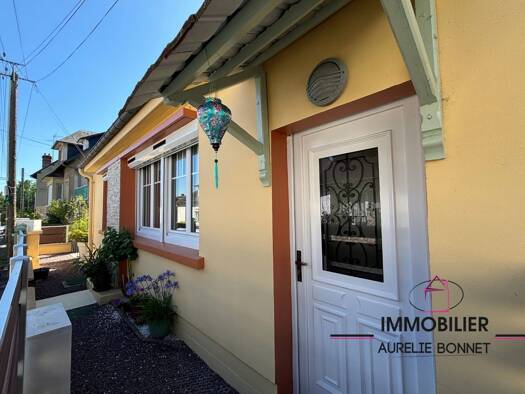 Maison de plain-pied à vendre 128 000 € 3 pièces 1 chambre 48 m² 120 m² de terrain Est Lisieux 14100