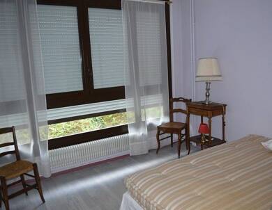 Appartement à louer 450 € 4 pièces 1 chambre 90 m² 1er étage Urbain Centre Ancien Tulle 19000
