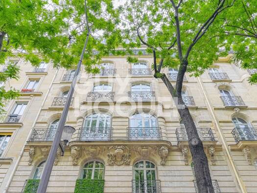 Appartement à vendre 490 000 € 3 pièces 2 chambres 47 m² Étage 3/6 Nation-Alexandre Dumas Paris 11ème arrondissement 75011