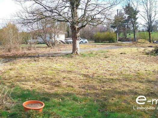 Terrain constructible viabilisé à vendre 24 000 € 1 435 m² de terrain Saint-Just-en-Chevalet 42430