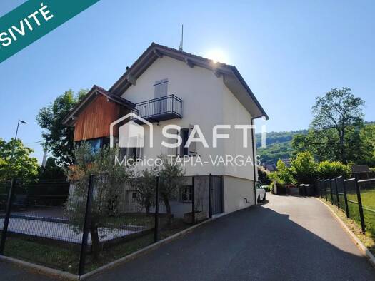 Maison à vendre 690 000 € 3 pièces 2 chambres 81 m² 415 m² de terrain Sud Ouest Divonne-les-Bains 01220