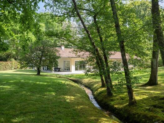 Maison à vendre 419 000 € 5 pièces 4 chambres 203 m² 5 000 m² de terrain Saint-Perdon 40090