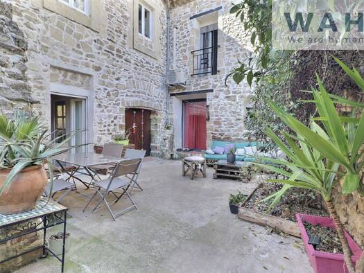 Maison à vendre 329 000 € 7 pièces 5 chambres 140 m² 132 m² de terrain Lunel 34400