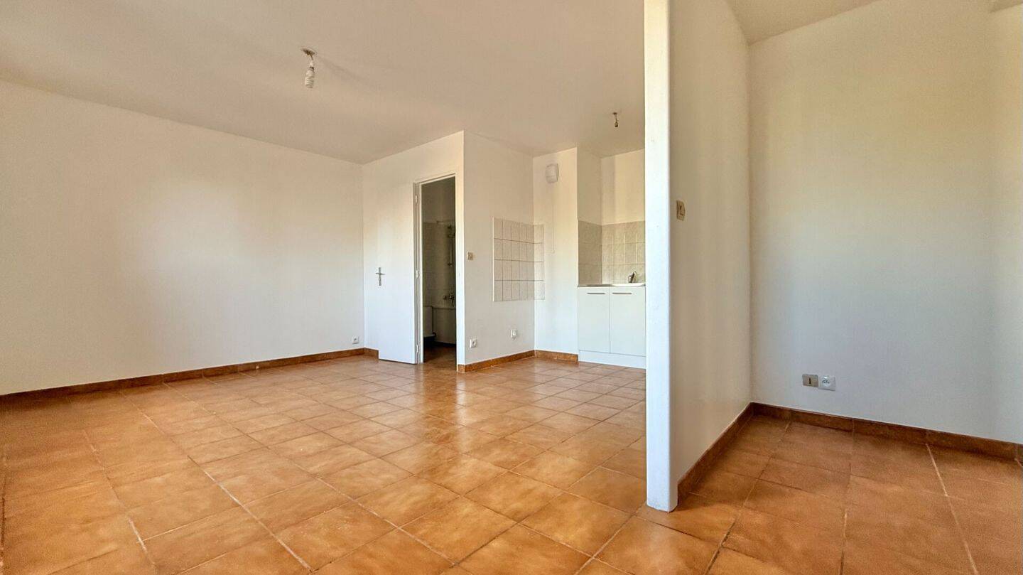 Maison à vendre, 32m², CORBEIL ESSONNES