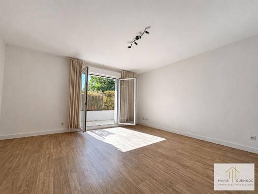 Appartement à vendre 189 200 € 3 pièces 2 chambres 65,54 m² Étage 1/3 Zola Nantes 44100