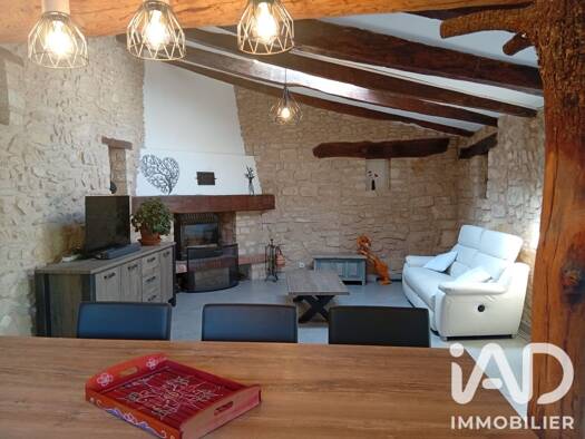 Maison à vendre 158 000 € 4 pièces 2 chambres 107,5 m² 25 m² de terrain Sault 84390
