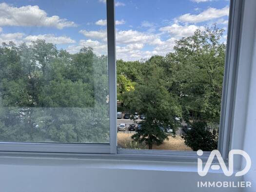Appartement à louer 1 180 € 3 pièces 2 chambres 63 m² Étage 5/17 Renoir Montigny-lès-Cormeilles 95370
