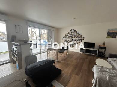 Appartement à louer 879 € 3 pièces 2 chambres 69,6 m² 2ème étage Saint Clément-Jardin des Plantes-Grammont Rouen 76100