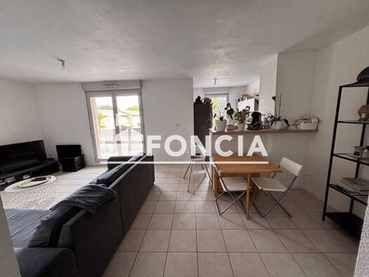 Appartement à vendre 89 900 € 4 pièces 3 chambres 76 m² Étage 1/1 Vignes Rouges-Saint Georges-Cité Ozanam-Troubadours-La Gravette Carcassonne 11000