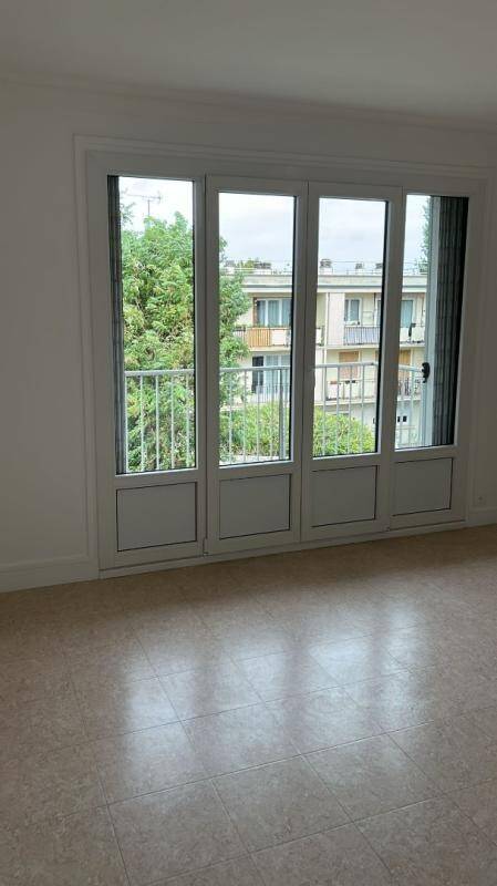 Maison à louer, 29m², SAINT MAUR DES FOSSES