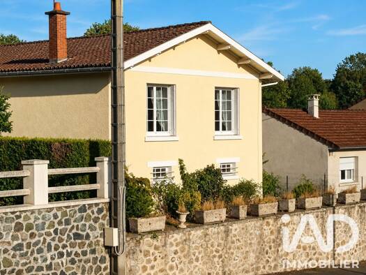 Maison à vendre 148 000 € 4 pièces 3 chambres 101,4 m² 1 414 m² de terrain Ouest Saint-Junien 87200