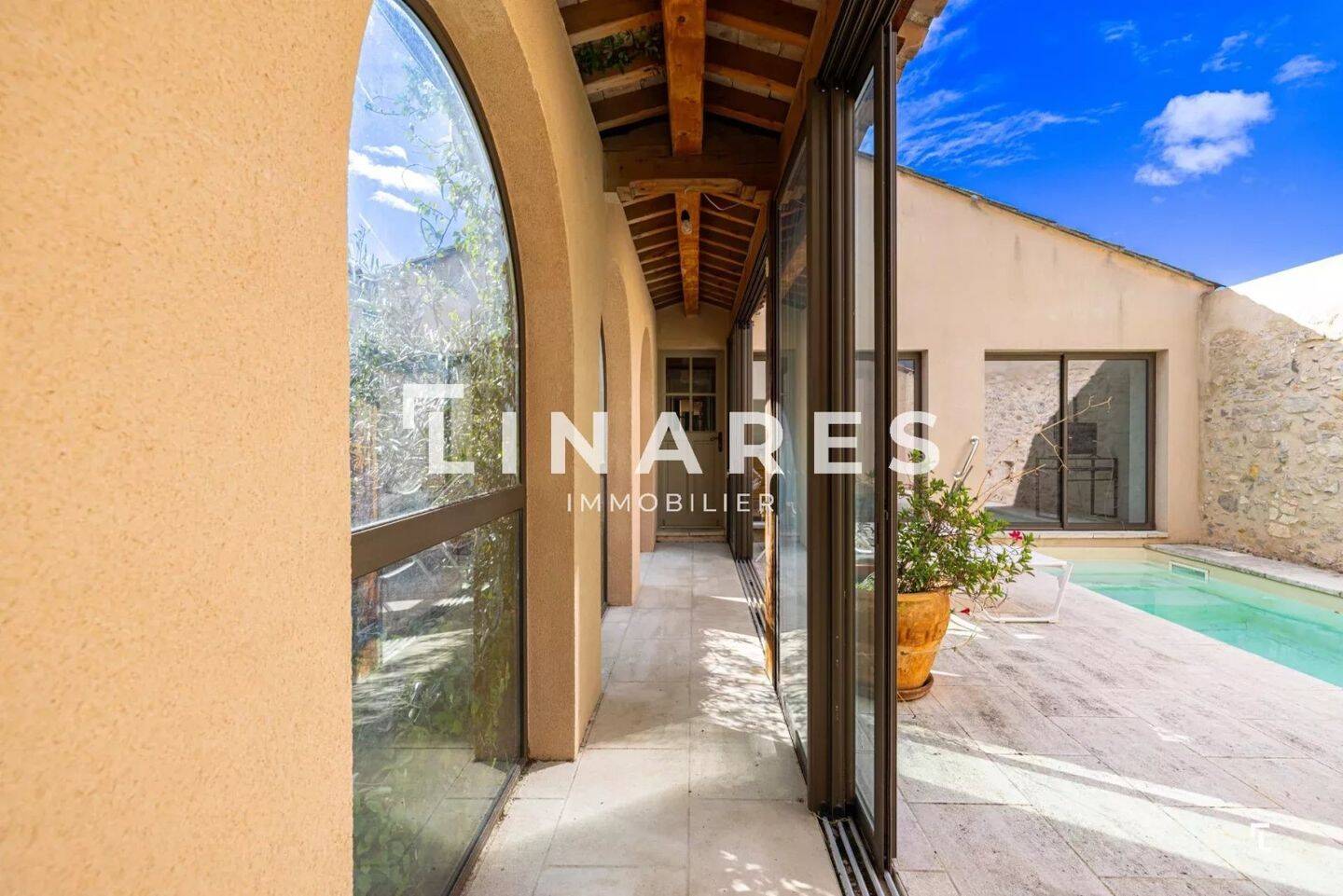 Maison à vendre, 210m², MAUSSANE LES ALPILLES