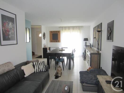 Maison à louer 1 350 € 5 pièces 4 chambres 97 m² 81 m² de terrain Étréchy 91580