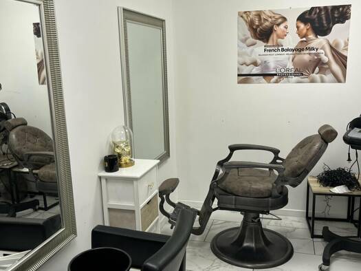 Salon de coiffure à vendre Fonds de commerce 49 500 € 80 m² de surface de vente Salaise-sur-Sanne 38150