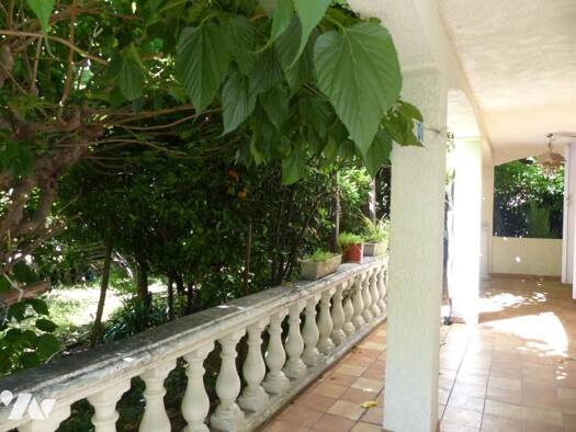 Maison à vendre 318 000 € 5 pièces 4 chambres 488 m² de terrain Vergèze 30310