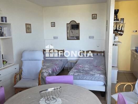 Appartement à vendre 77 000 € 1 pièce 32 m² Étage 5/5 Gréoux-les-Bains 04800