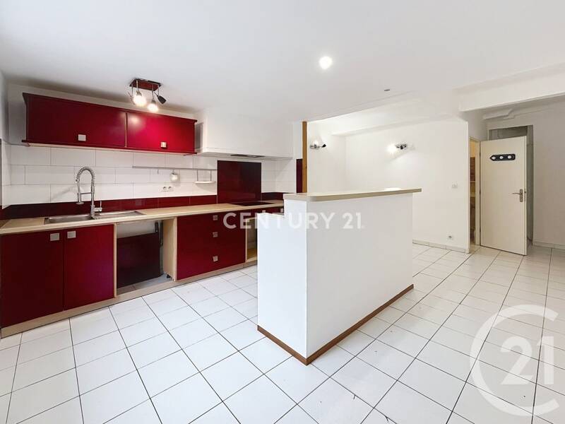 Maison à louer, 70m², CUGES LES PINS