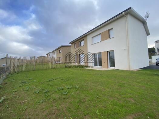 Maison à louer 1 100 € 4 pièces 3 chambres 81 m² Louviers 27400