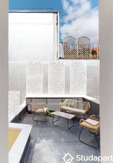 Appartement à louer 480 € 1 pièce 4 chambres 12 m² Étage 1/2 Saint Clément-Jardin des Plantes-Grammont Rouen 76100