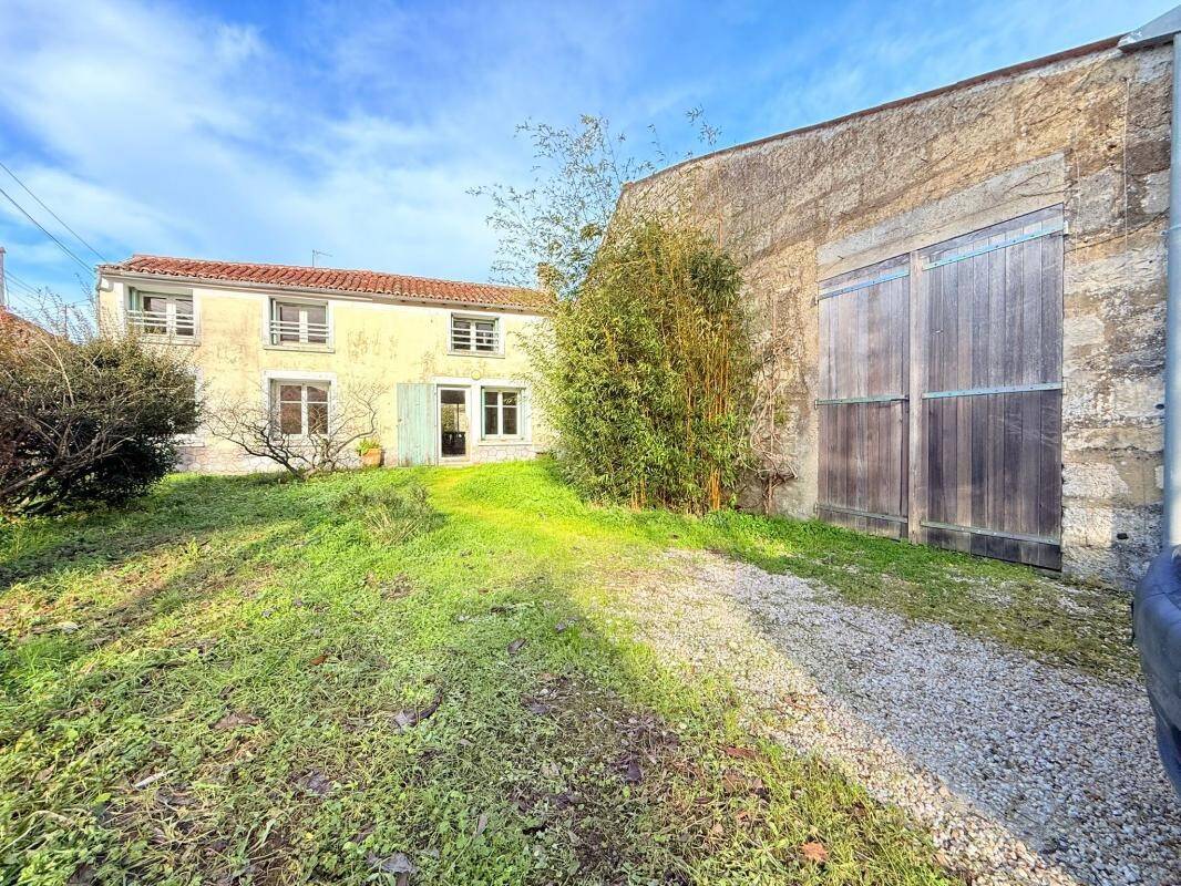Maison à vendre, 152m², SURGERES