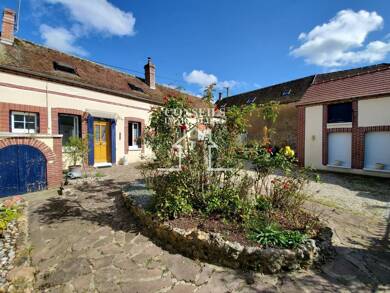 Ferme à vendre 149 000 € 5 pièces 3 chambres 100 m² 320 m² de terrain Bourg et Hameaux Rive Droite Villeneuve-sur-Yonne 89500
