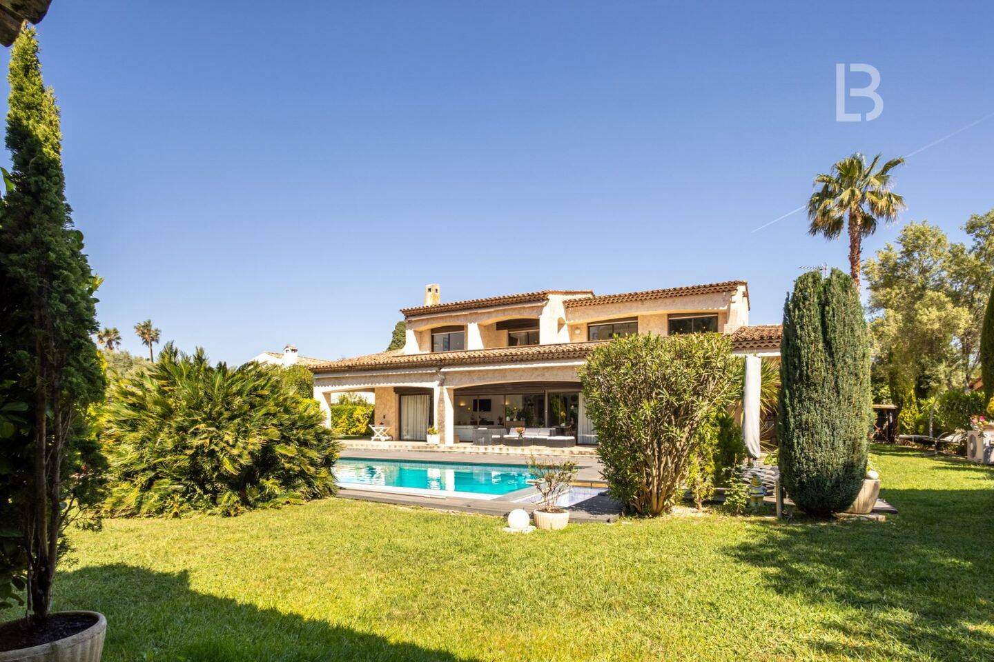 Maison à vendre, 200m², ANTIBES