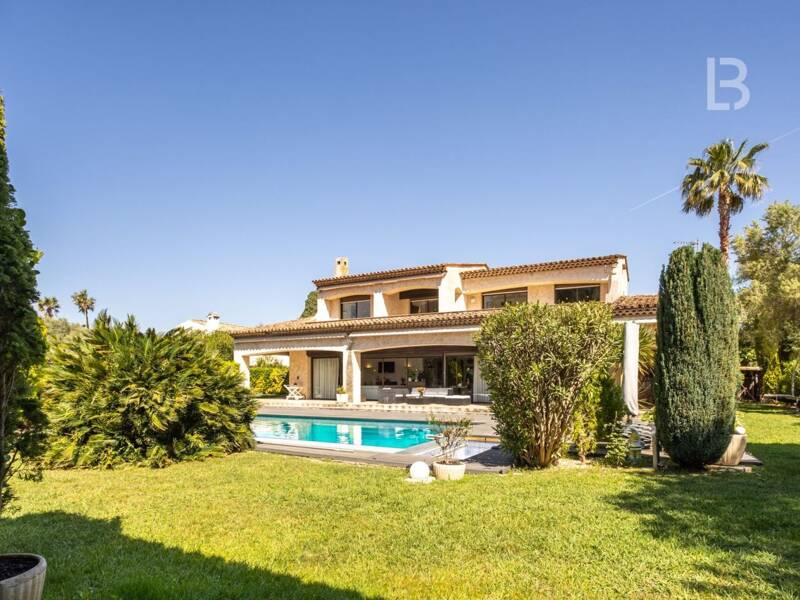 Maison à vendre, 200m², ANTIBES